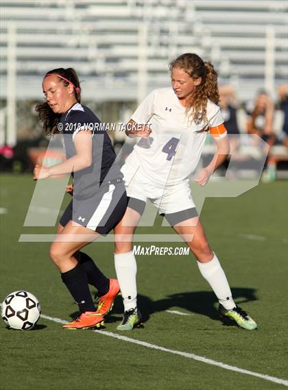 Thumbnail 2 in Louisburg vs. Hayden (KSHSAA 4-1A Semifinal) photogallery.