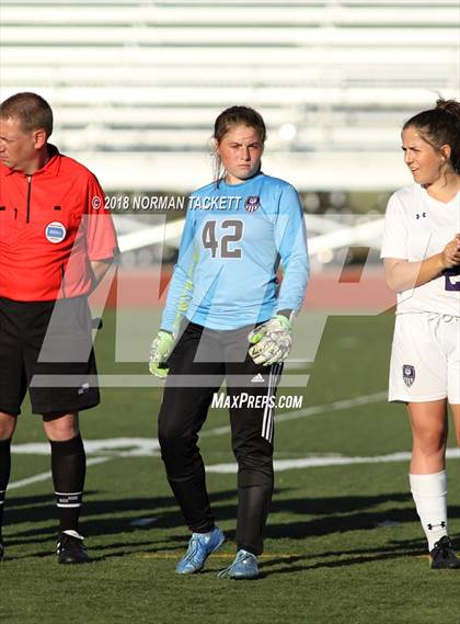 Thumbnail 3 in Louisburg vs. Hayden (KSHSAA 4-1A Semifinal) photogallery.