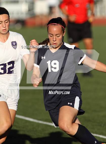 Thumbnail 3 in Louisburg vs. Hayden (KSHSAA 4-1A Semifinal) photogallery.