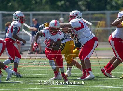 Thumbnail 1 in St. John's vs. Central Catholic (Western Pennsylvania Legends Football Classic) photogallery.