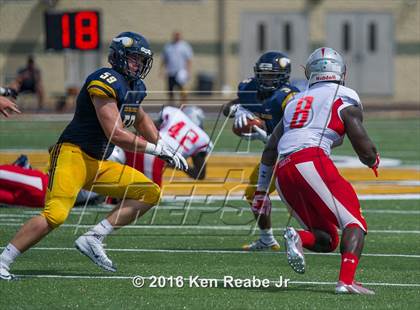 Thumbnail 1 in St. John's vs. Central Catholic (Western Pennsylvania Legends Football Classic) photogallery.