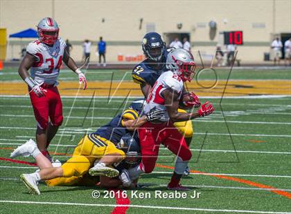 Thumbnail 2 in St. John's vs. Central Catholic (Western Pennsylvania Legends Football Classic) photogallery.