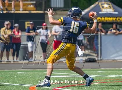 Thumbnail 2 in St. John's vs. Central Catholic (Western Pennsylvania Legends Football Classic) photogallery.