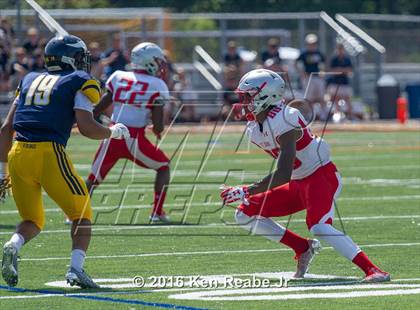 Thumbnail 2 in St. John's vs. Central Catholic (Western Pennsylvania Legends Football Classic) photogallery.