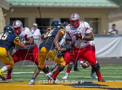 Thumbnail 1 in St. John's vs. Central Catholic (Western Pennsylvania Legends Football Classic) photogallery.