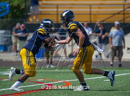 Thumbnail 2 in St. John's vs. Central Catholic (Western Pennsylvania Legends Football Classic) photogallery.