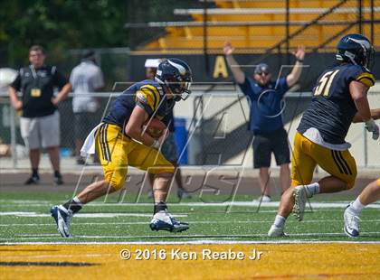 Thumbnail 1 in St. John's vs. Central Catholic (Western Pennsylvania Legends Football Classic) photogallery.