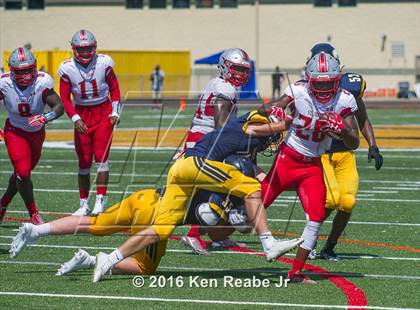 Thumbnail 1 in St. John's vs. Central Catholic (Western Pennsylvania Legends Football Classic) photogallery.