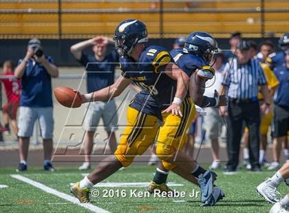Thumbnail 1 in St. John's vs. Central Catholic (Western Pennsylvania Legends Football Classic) photogallery.