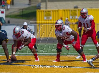 Thumbnail 3 in St. John's vs. Central Catholic (Western Pennsylvania Legends Football Classic) photogallery.