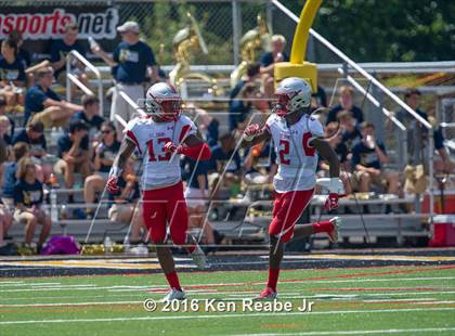 Thumbnail 2 in St. John's vs. Central Catholic (Western Pennsylvania Legends Football Classic) photogallery.