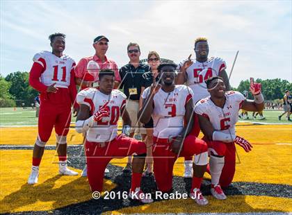 Thumbnail 3 in St. John's vs. Central Catholic (Western Pennsylvania Legends Football Classic) photogallery.