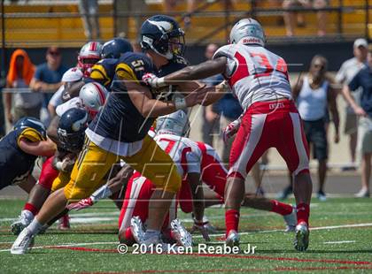 Thumbnail 3 in St. John's vs. Central Catholic (Western Pennsylvania Legends Football Classic) photogallery.