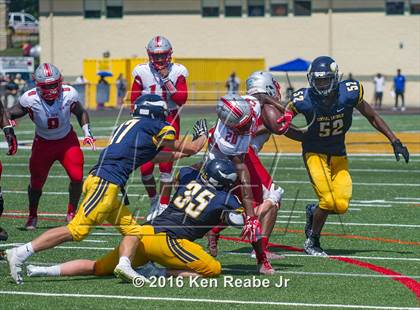 Thumbnail 3 in St. John's vs. Central Catholic (Western Pennsylvania Legends Football Classic) photogallery.
