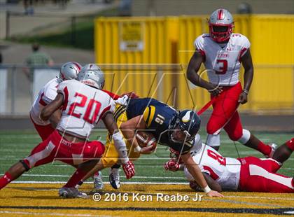 Thumbnail 2 in St. John's vs. Central Catholic (Western Pennsylvania Legends Football Classic) photogallery.