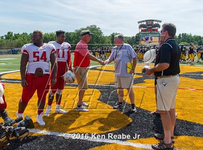 Thumbnail 2 in St. John's vs. Central Catholic (Western Pennsylvania Legends Football Classic) photogallery.