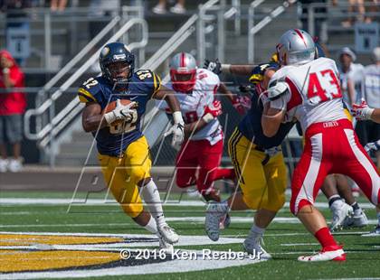 Thumbnail 1 in St. John's vs. Central Catholic (Western Pennsylvania Legends Football Classic) photogallery.