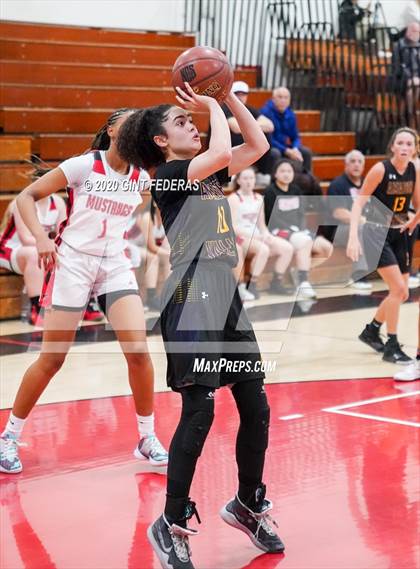 Thumbnail 3 in Monte Vista vs. Amador Valley (CIF NCS D1 1st Round) photogallery.