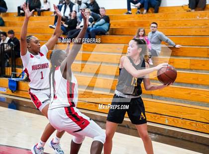 Thumbnail 3 in Monte Vista vs. Amador Valley (CIF NCS D1 1st Round) photogallery.