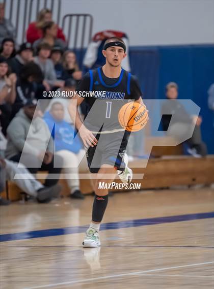 Thumbnail 2 in Victory Christian Academy vs. Ramona ( CIF SDS D3 Championship) photogallery.