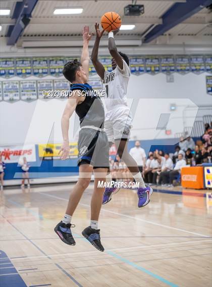 Thumbnail 3 in Victory Christian Academy vs. Ramona ( CIF SDS D3 Championship) photogallery.