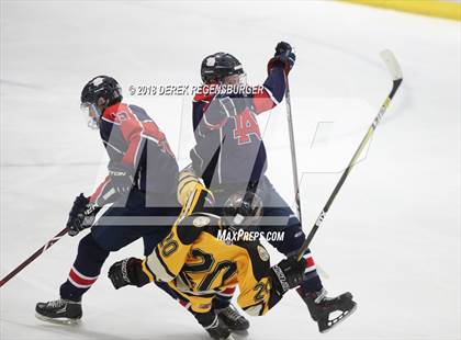 Thumbnail 1 in Kent Denver vs Monarch (CHSAA Quarterfinal) photogallery.