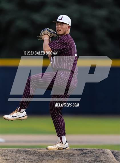 Thumbnail 2 in Salem Hills vs. Jordan (UHSAA 5A Bracket 2 Round 1) photogallery.