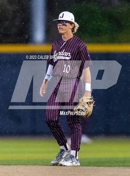 Thumbnail 2 in Salem Hills vs. Jordan (UHSAA 5A Bracket 2 Round 1) photogallery.