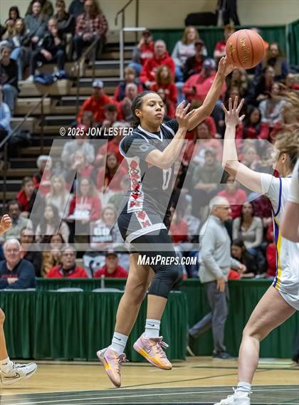 Thumbnail 1 in Mechanicville vs Voorheesville (NYSPHSAA Section 2 Class B Championship) photogallery.