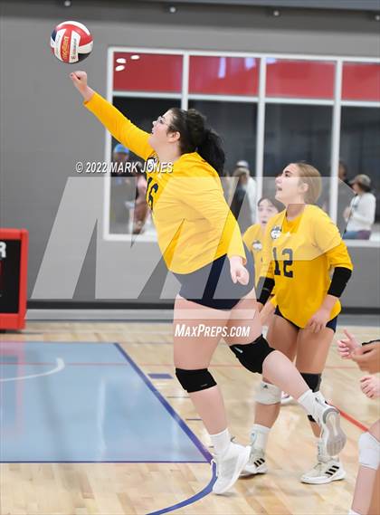 Thumbnail 3 in Omaha Northwest vs. Moreno Valley (Nike TOC Southwest) photogallery.