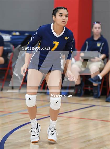 Thumbnail 3 in Omaha Northwest vs. Moreno Valley (Nike TOC Southwest) photogallery.