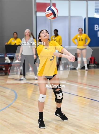 Thumbnail 2 in Omaha Northwest vs. Moreno Valley (Nike TOC Southwest) photogallery.