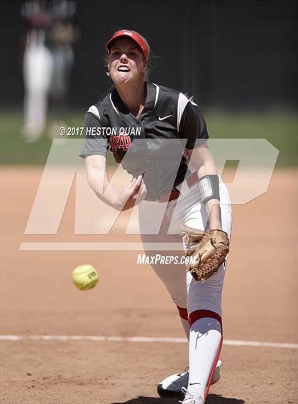 Thumbnail 2 in Mater Dei vs Corona (Alan Dugard Tournament) photogallery.