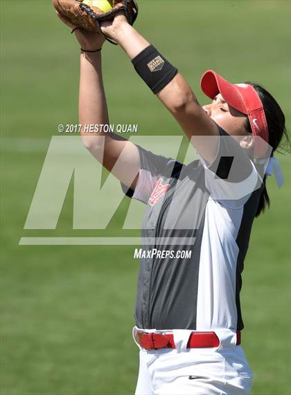 Thumbnail 2 in Mater Dei vs Corona (Alan Dugard Tournament) photogallery.