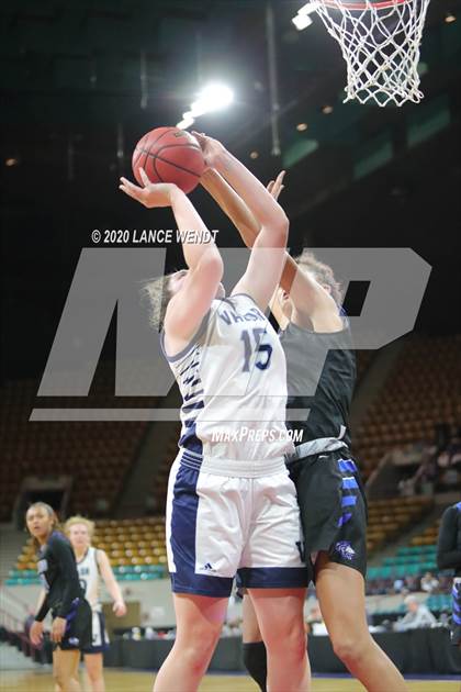 Thumbnail 1 in Grandview vs. Valor Christian (CHSAA 5A Final Four) photogallery.