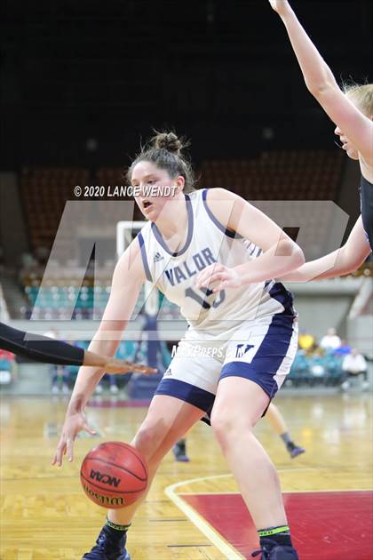 Thumbnail 2 in Grandview vs. Valor Christian (CHSAA 5A Final Four) photogallery.