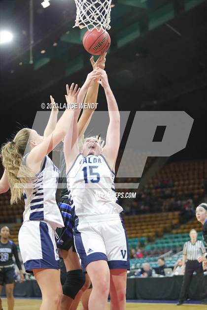 Thumbnail 3 in Grandview vs. Valor Christian (CHSAA 5A Final Four) photogallery.