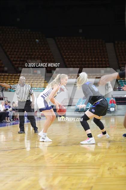Thumbnail 3 in Grandview vs. Valor Christian (CHSAA 5A Final Four) photogallery.