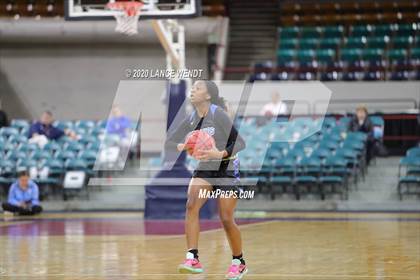 Thumbnail 1 in Grandview vs. Valor Christian (CHSAA 5A Final Four) photogallery.