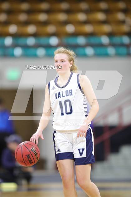 Thumbnail 2 in Grandview vs. Valor Christian (CHSAA 5A Final Four) photogallery.