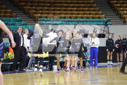 Thumbnail 2 in Grandview vs. Valor Christian (CHSAA 5A Final Four) photogallery.
