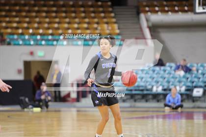 Thumbnail 2 in Grandview vs. Valor Christian (CHSAA 5A Final Four) photogallery.