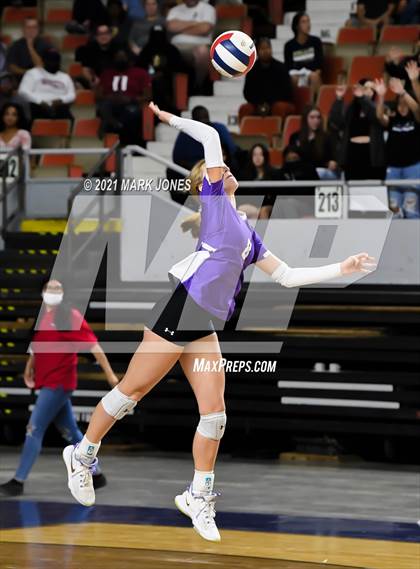 Thumbnail 3 in Horizon vs. Millennium (AIA 5A Final)   photogallery.