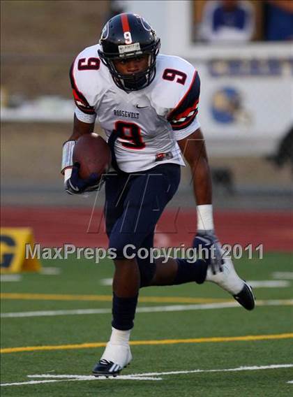 Thumbnail 1 in Roosevelt @ Charter Oak photogallery.