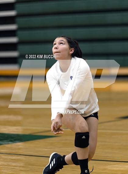 Thumbnail 1 in Rochester @ Lake Orion (Lake Orion Varsity Dragon Invite) photogallery.