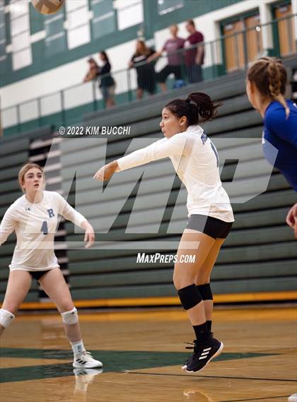 Thumbnail 1 in Rochester @ Lake Orion (Lake Orion Varsity Dragon Invite) photogallery.