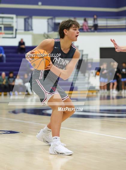 Thumbnail 2 in Herriman vs. American Fork (Corner Canyon Tournament of Champions) photogallery.