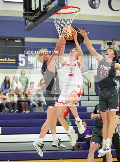 Thumbnail 2 in Herriman vs. American Fork (Corner Canyon Tournament of Champions) photogallery.