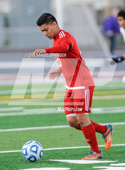 Thumbnail 2 in Livingston vs. Galt (CIF SJS D4 Final) photogallery.