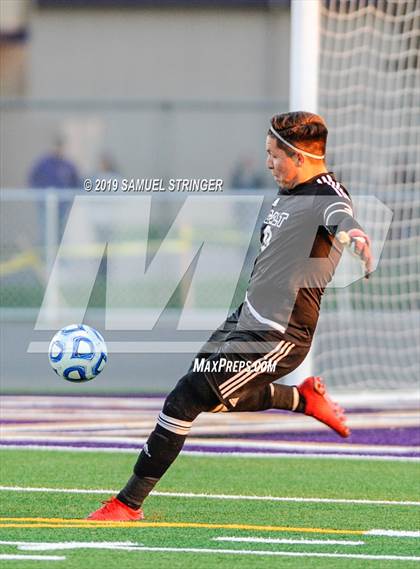 Thumbnail 2 in Livingston vs. Galt (CIF SJS D4 Final) photogallery.